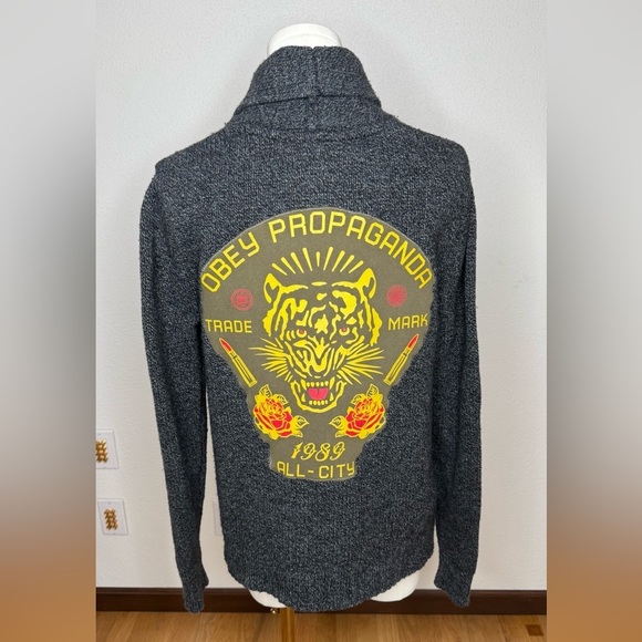 Vintage Upcycled "Obey Propaganda 1989 all city" Grey Shawl Cardigan, Size S. - Picture 9 of 11